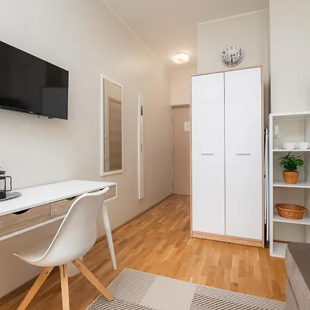 Aisa 39 Apartment *